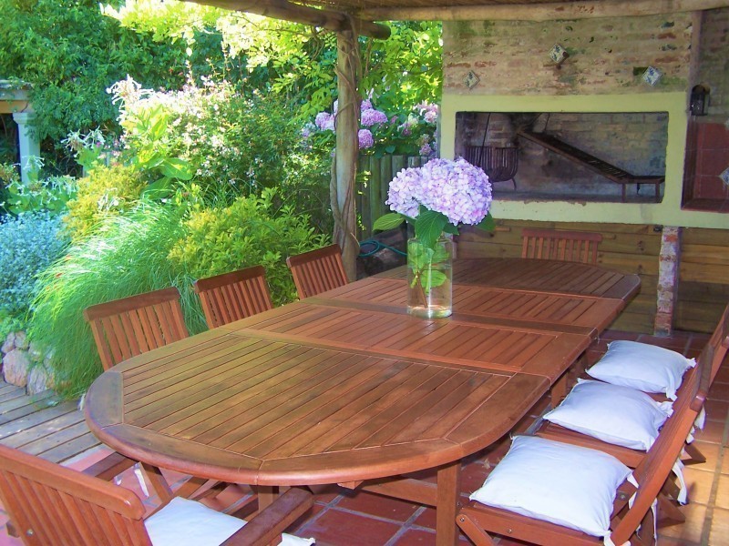 Encantadora casa en el corazón de La Barra reciclada con pileta